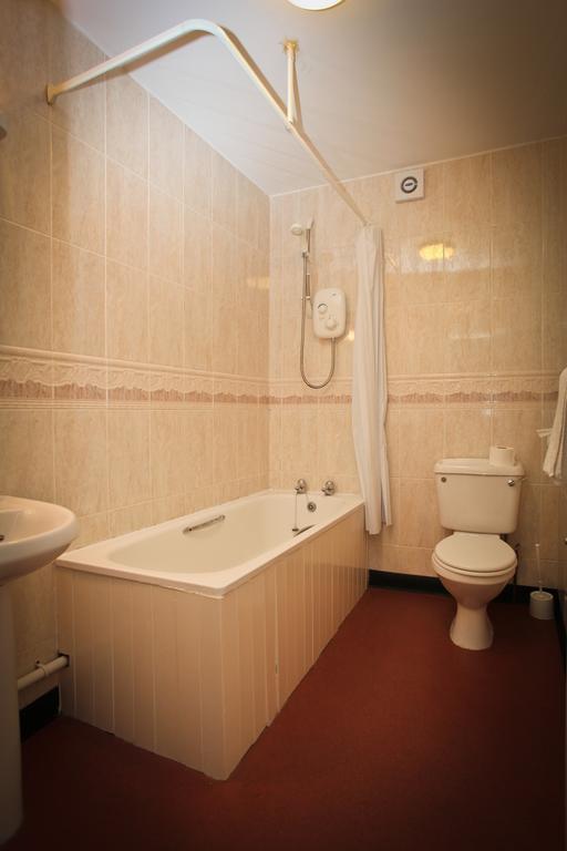 The Howard Arms 3*